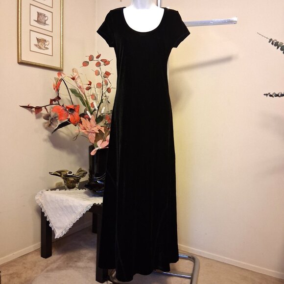 Vintage NWOT Kensie Women’s Elegant Black Short Sleeve Maxi Dress Size S - Picture 6 of 10
